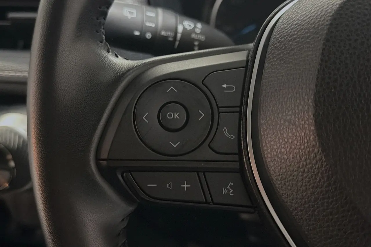 2022 Toyota RAV4 Gallery Image 19