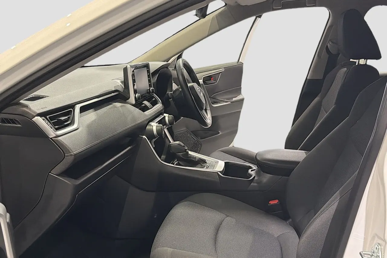 2022 Toyota RAV4 Gallery Image 24
