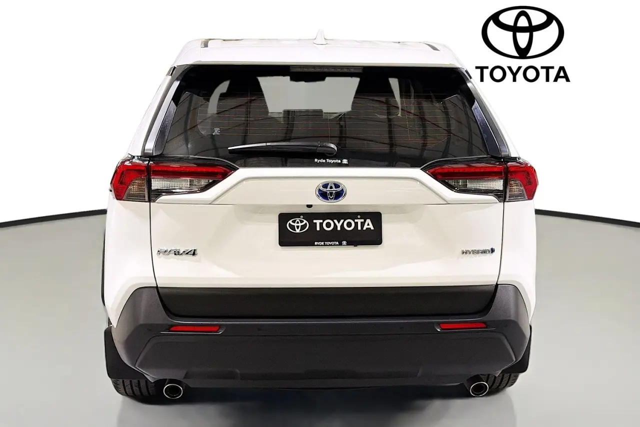 2022 Toyota RAV4 Gallery Image 7