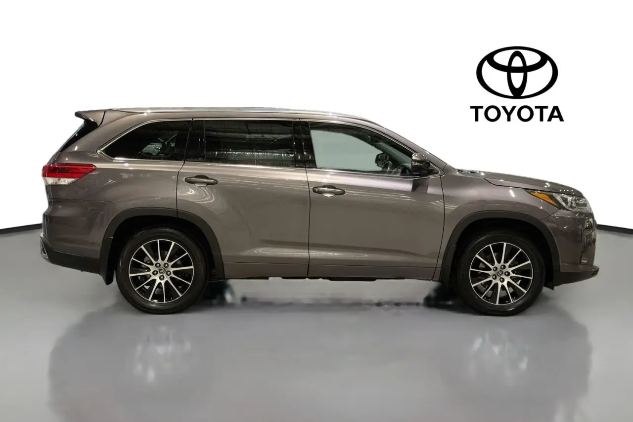 2019 Toyota Kluger Gallery Image 11