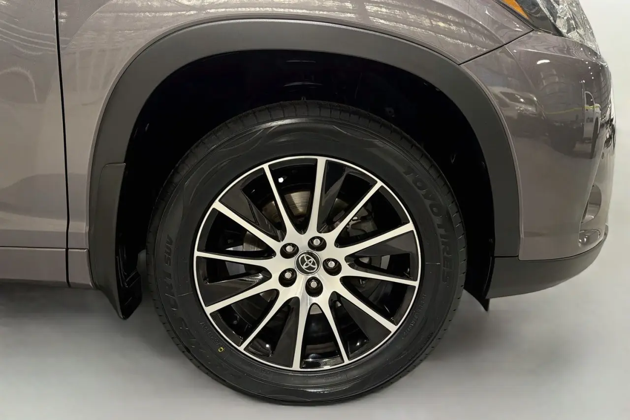 2019 Toyota Kluger Gallery Image 28