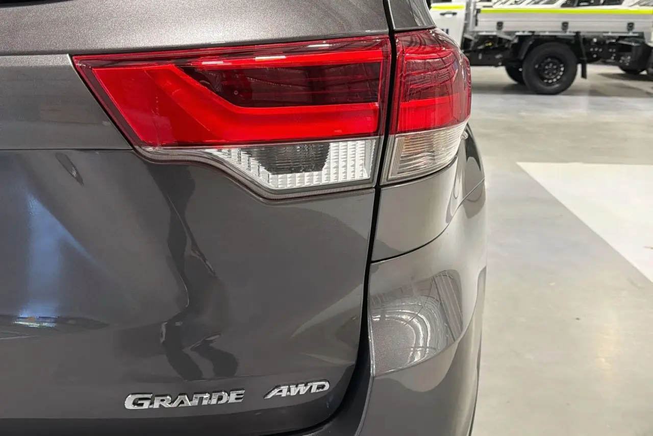 2019 Toyota Kluger Gallery Image 9