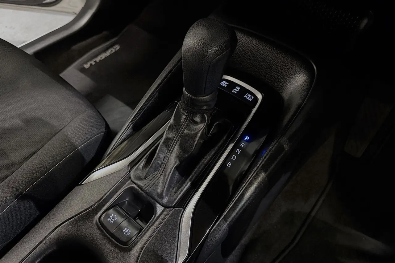 2025 Toyota Corolla Gallery Image 18