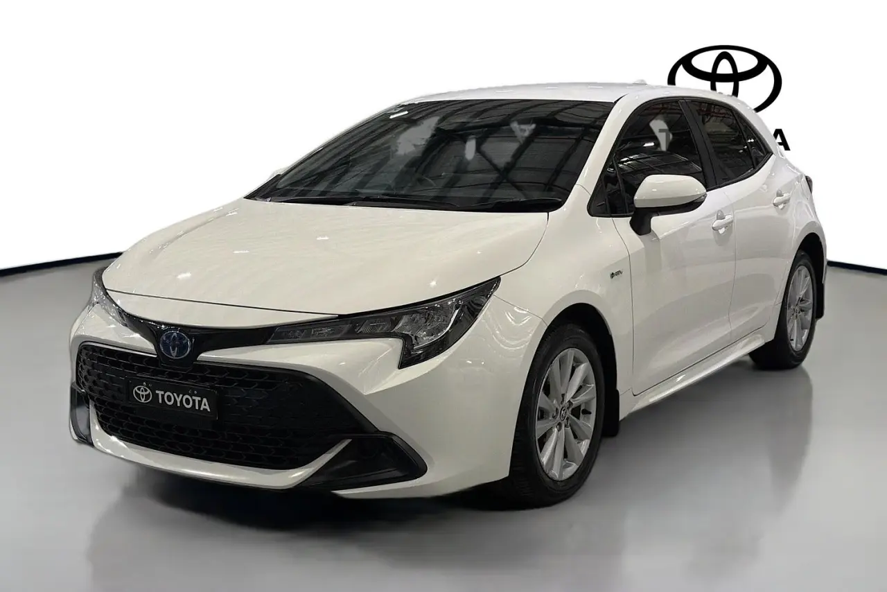 2025 Toyota Corolla Gallery Image 4