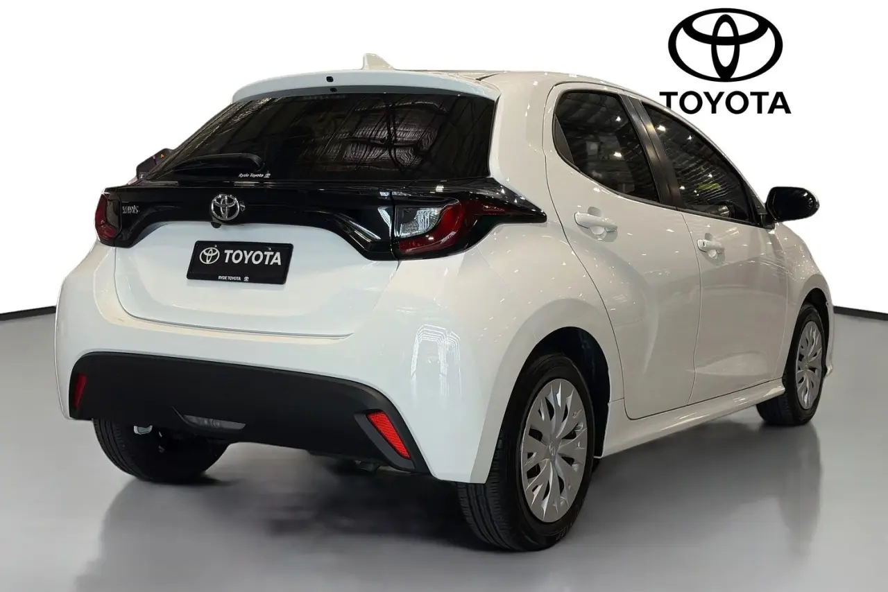 2023 Toyota Yaris Gallery Image 10