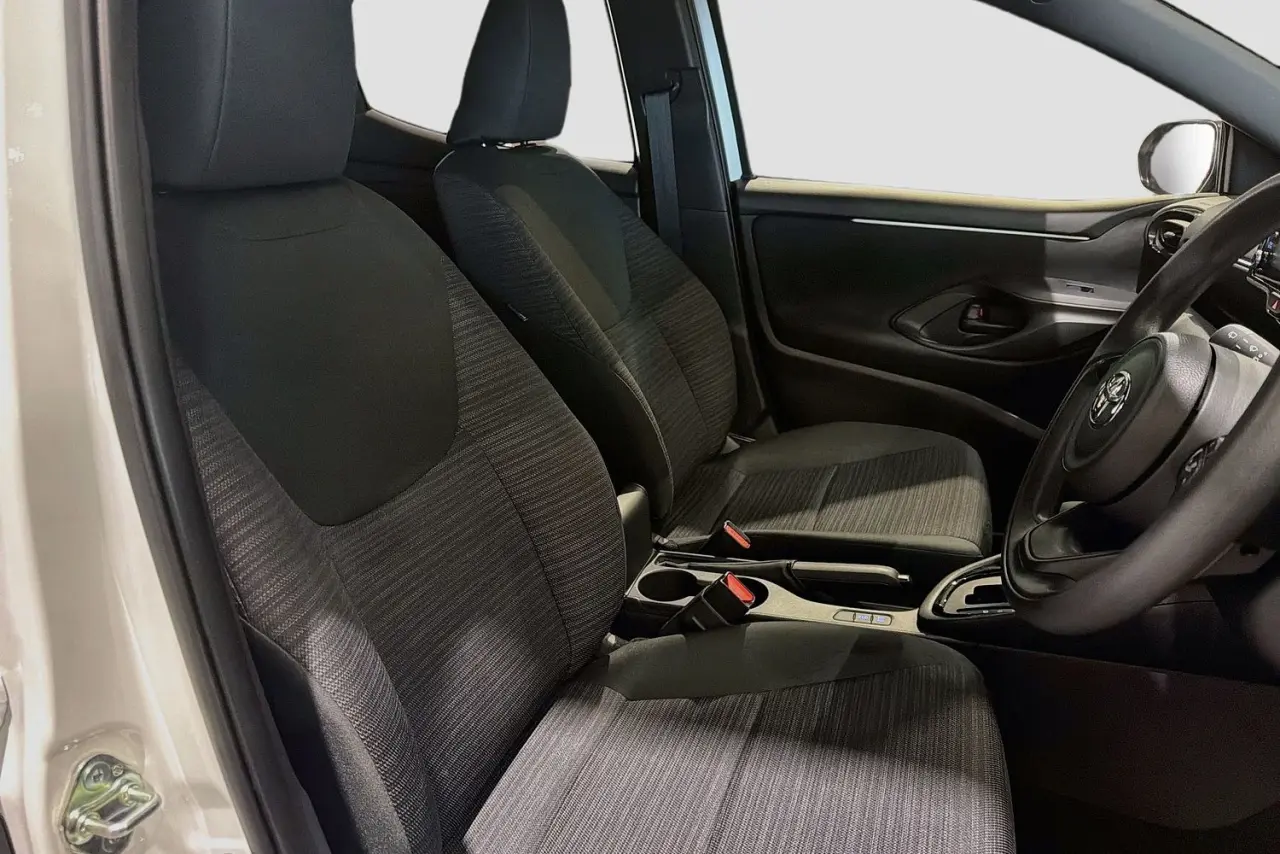 2023 Toyota Yaris Gallery Image 13