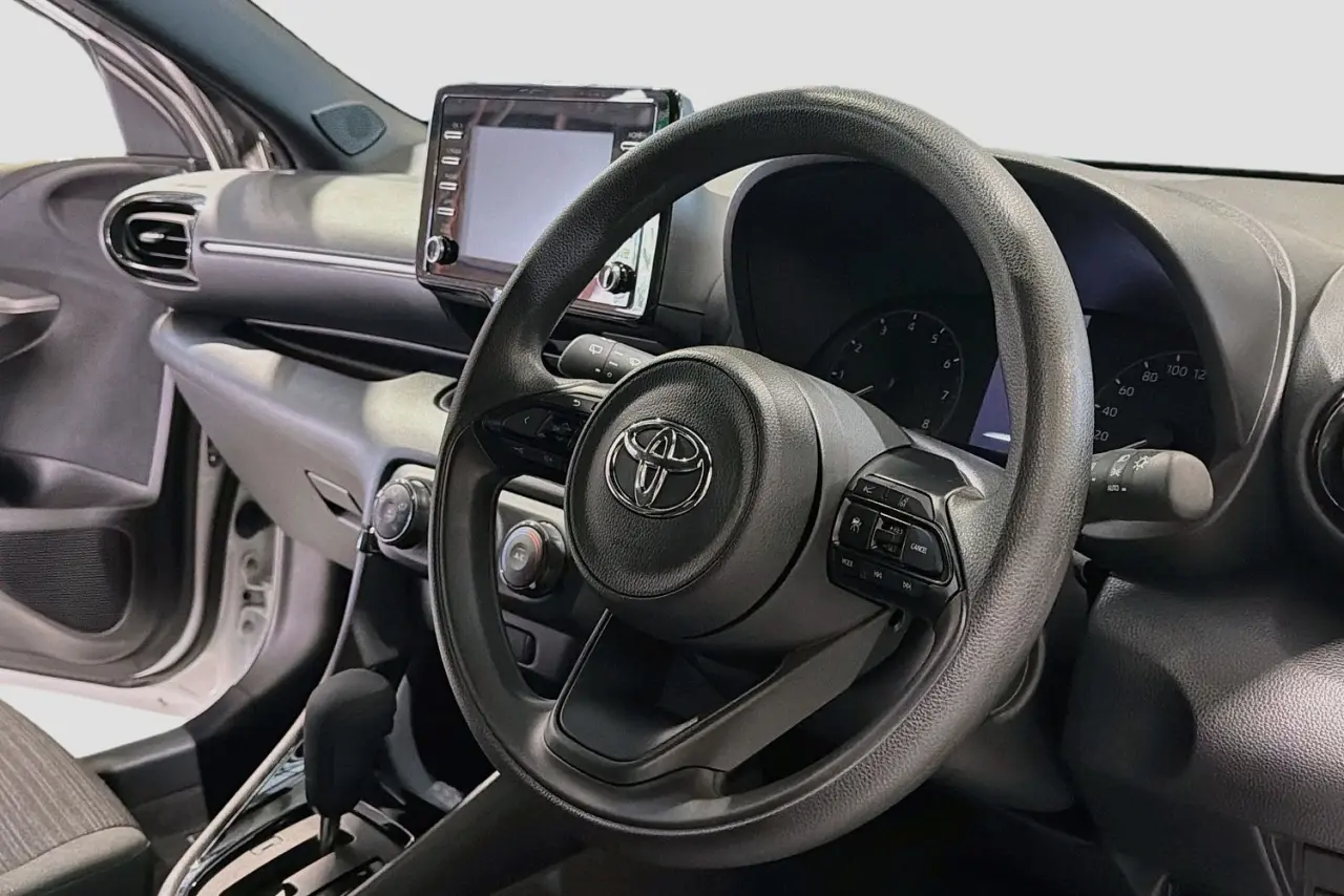 2023 Toyota Yaris Gallery Image 14