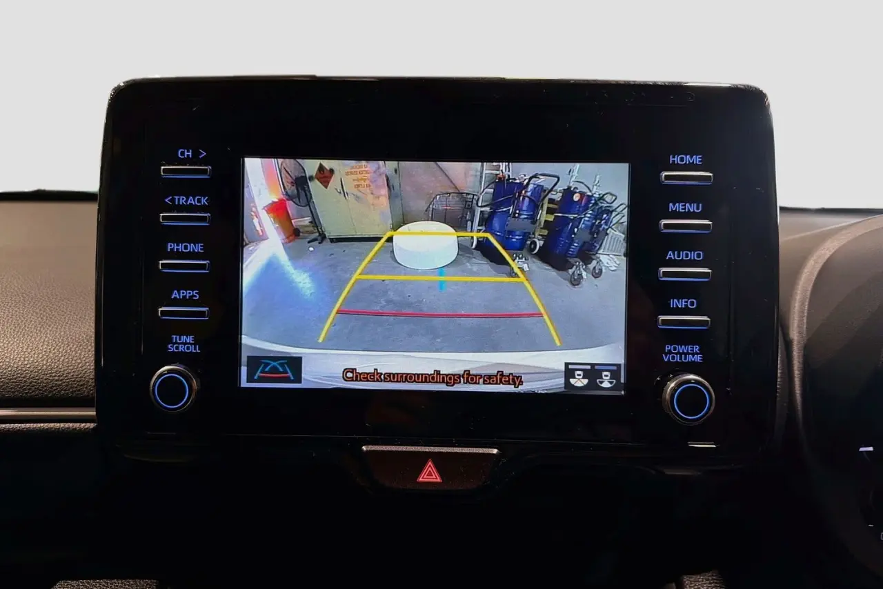 2023 Toyota Yaris Gallery Image 17