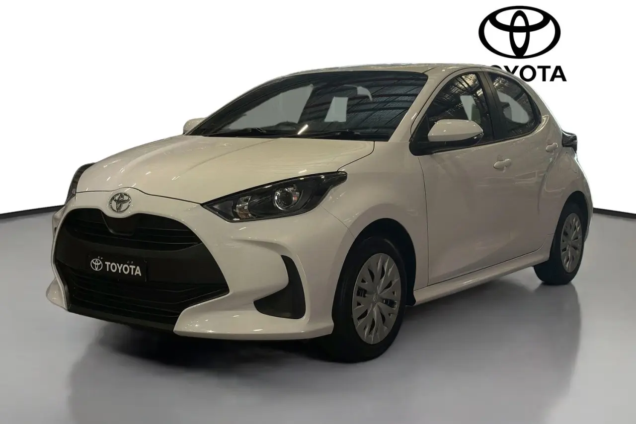 2023 Toyota Yaris Gallery Image 4