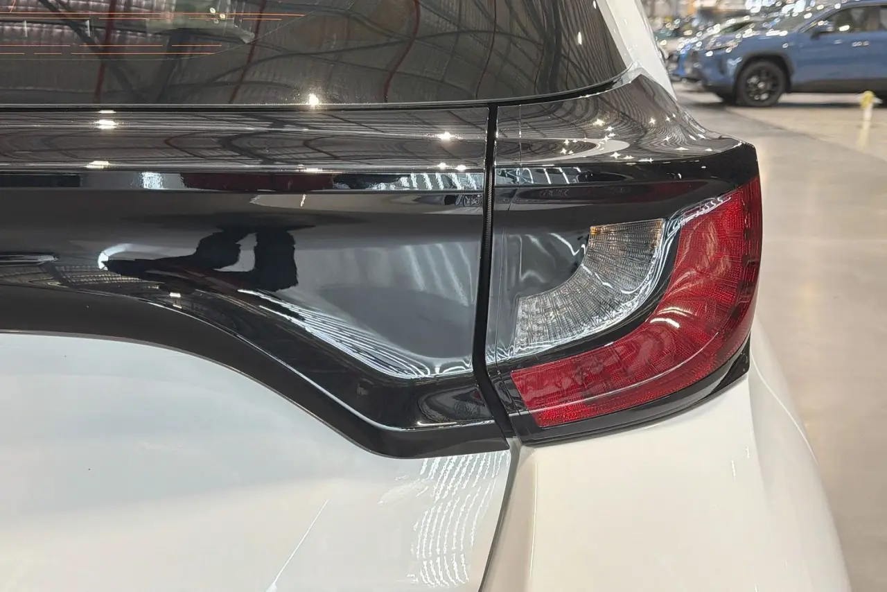 2023 Toyota Yaris Gallery Image 9