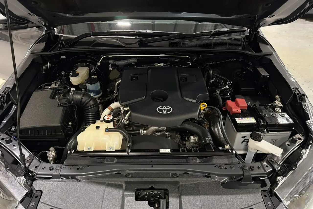 2025 Toyota Hilux Gallery Image 29