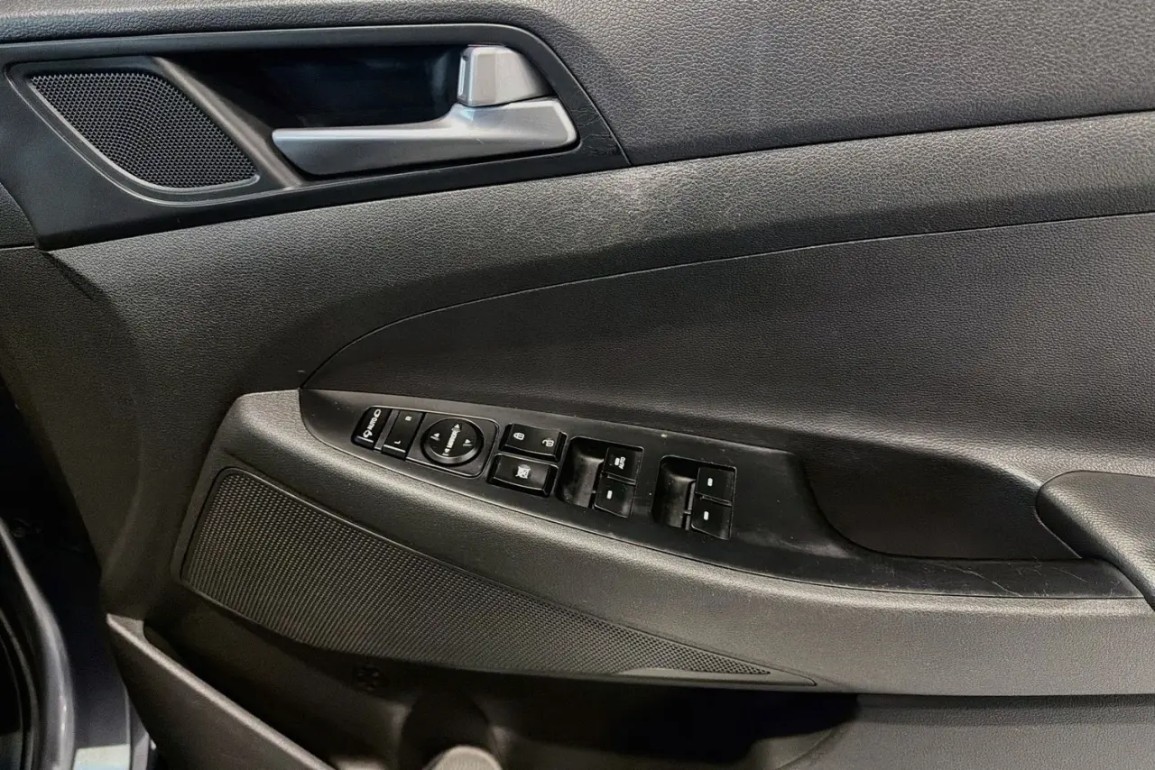 2016 Hyundai Tucson Gallery Image 24