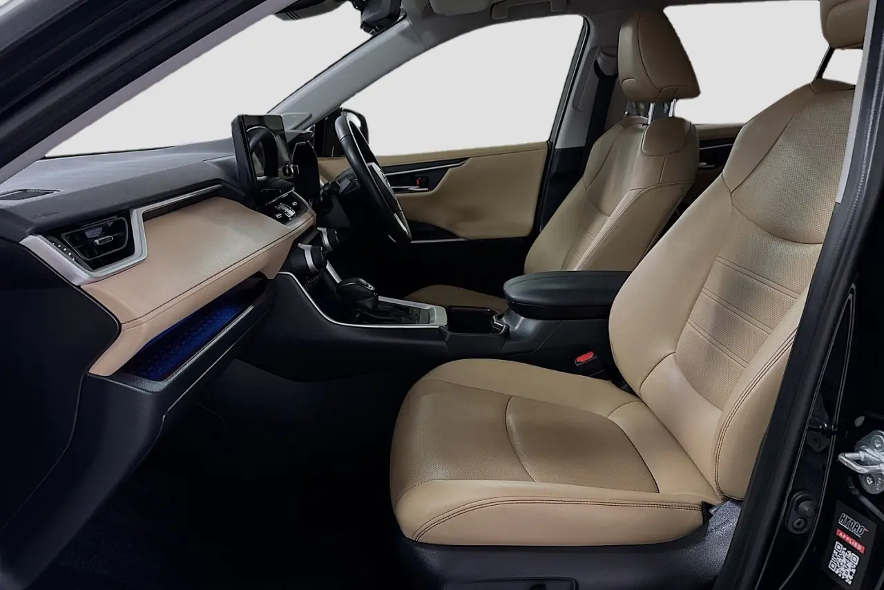 2024 Toyota RAV4 Gallery Image 25