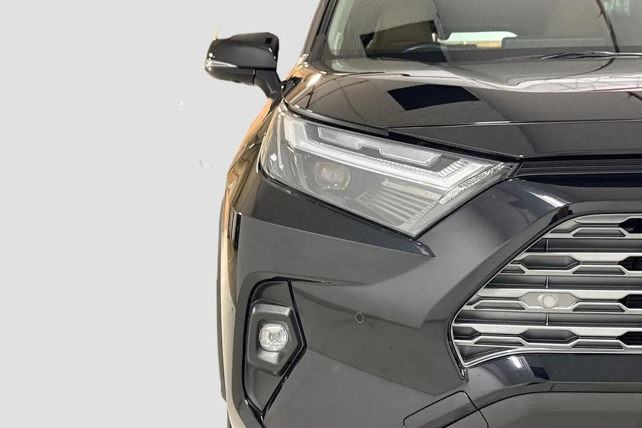 2024 Toyota RAV4 Gallery Image 3