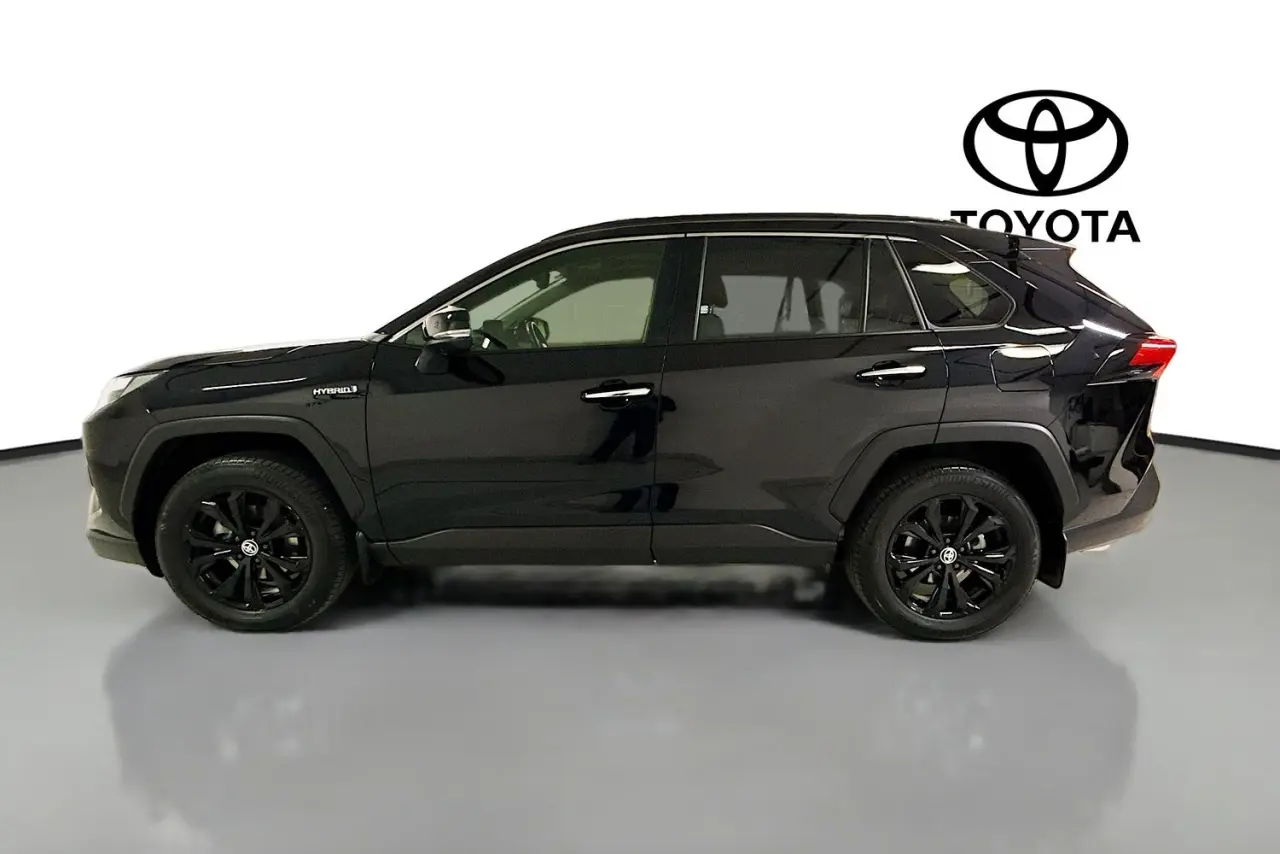2024 Toyota RAV4 Gallery Image 5