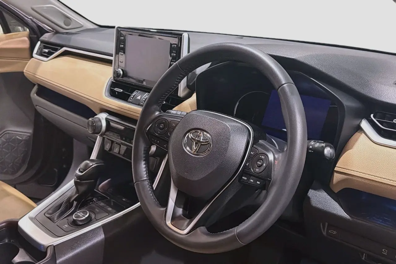 2020 Toyota RAV4 Gallery Image 14