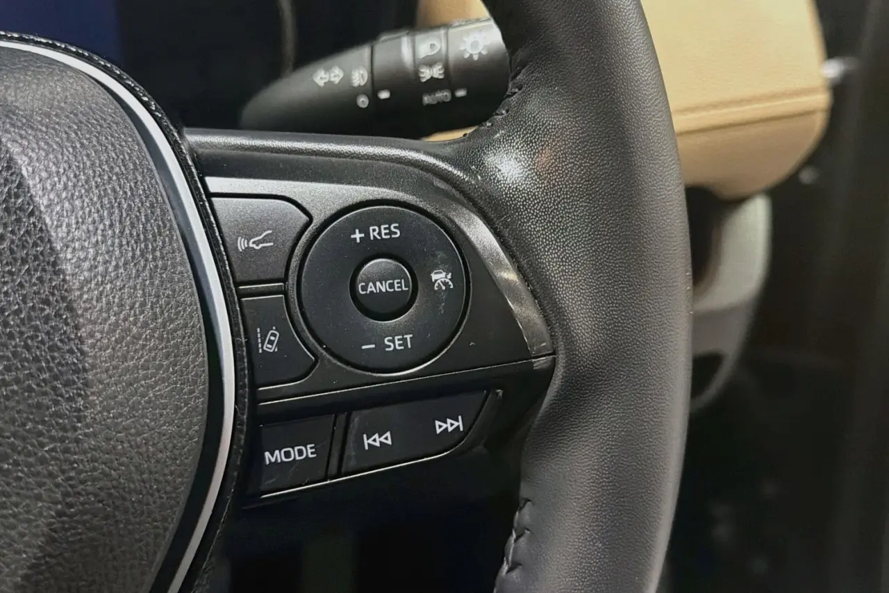 2020 Toyota RAV4 Gallery Image 20