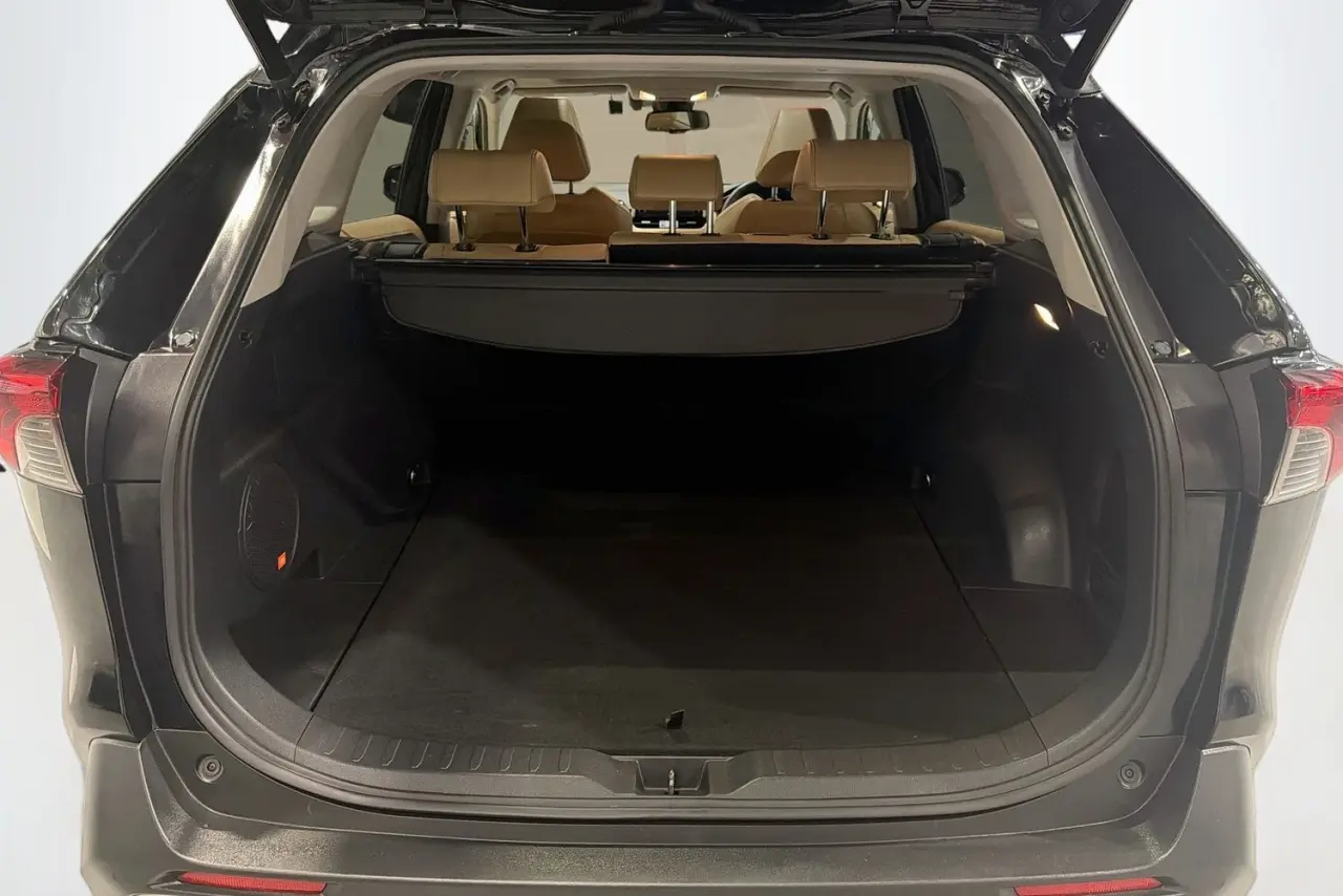 2020 Toyota RAV4 Gallery Image 27