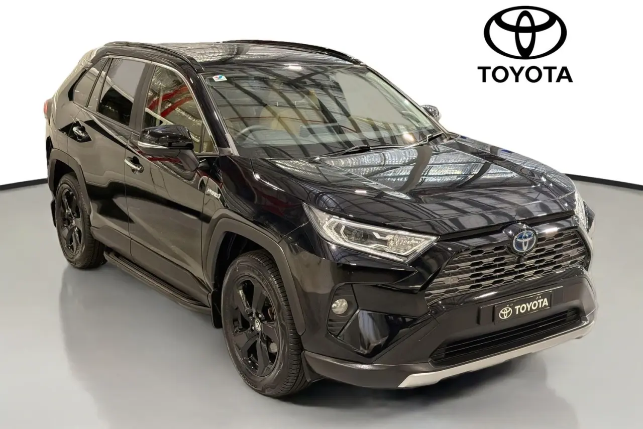 2020 Toyota RAV4 Gallery Image 31
