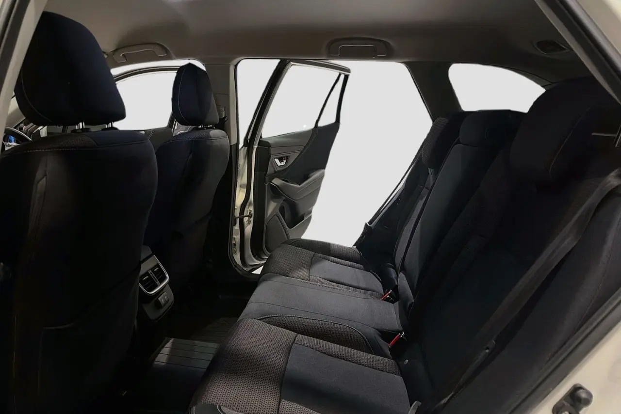 2021 Subaru Outback Gallery Image 26