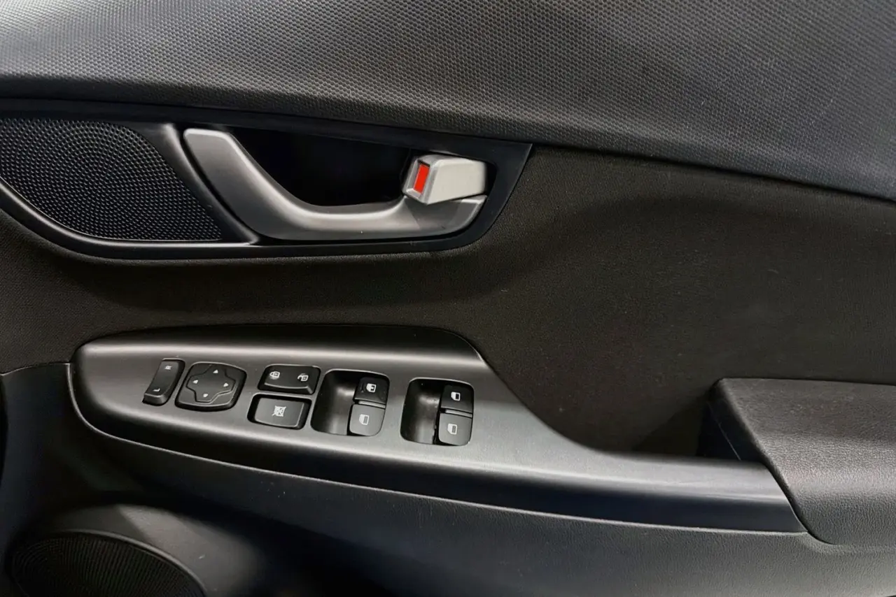 2018 Hyundai Kona Gallery Image 24