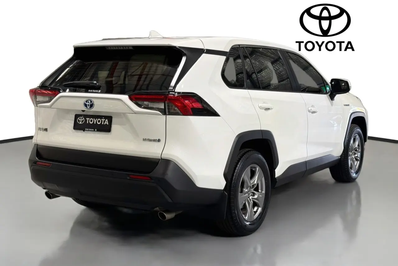 2022 Toyota RAV4 Gallery Image 10
