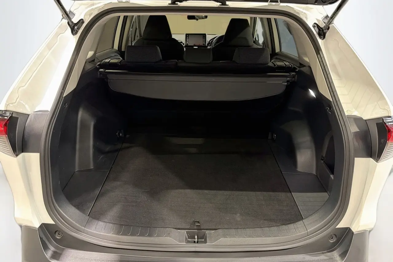 2022 Toyota RAV4 Gallery Image 27