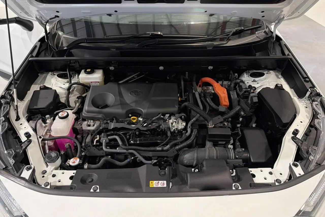 2022 Toyota RAV4 Gallery Image 29