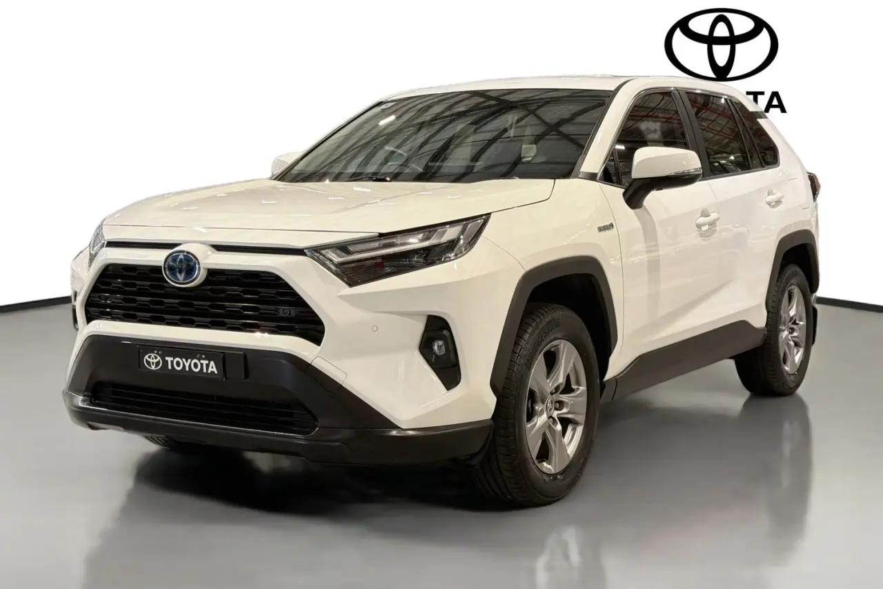 2022 Toyota RAV4 Gallery Image 4