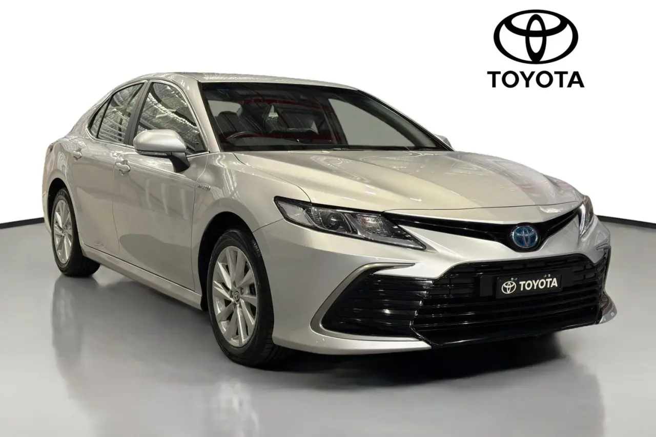 2022 Toyota Camry Gallery Image 1
