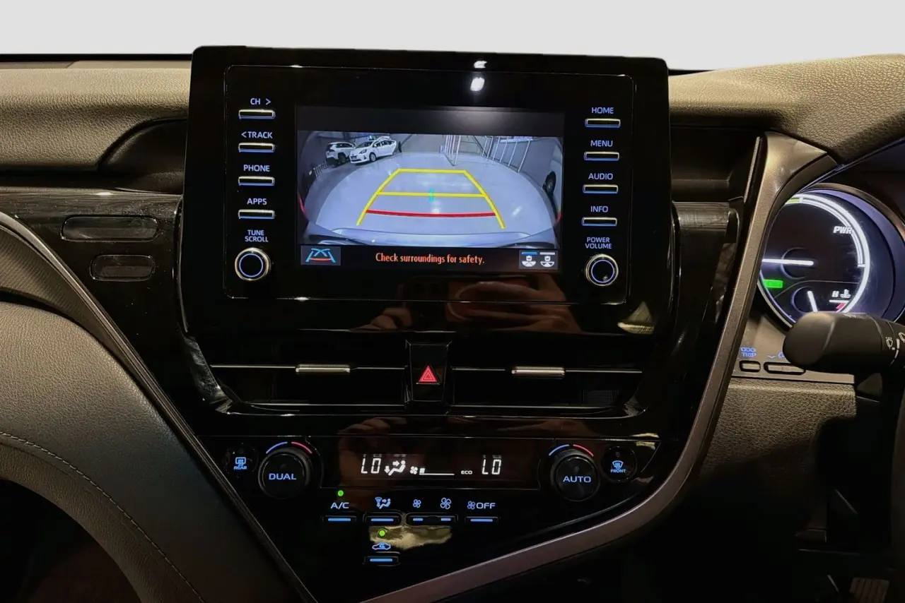 2022 Toyota Camry Gallery Image 16