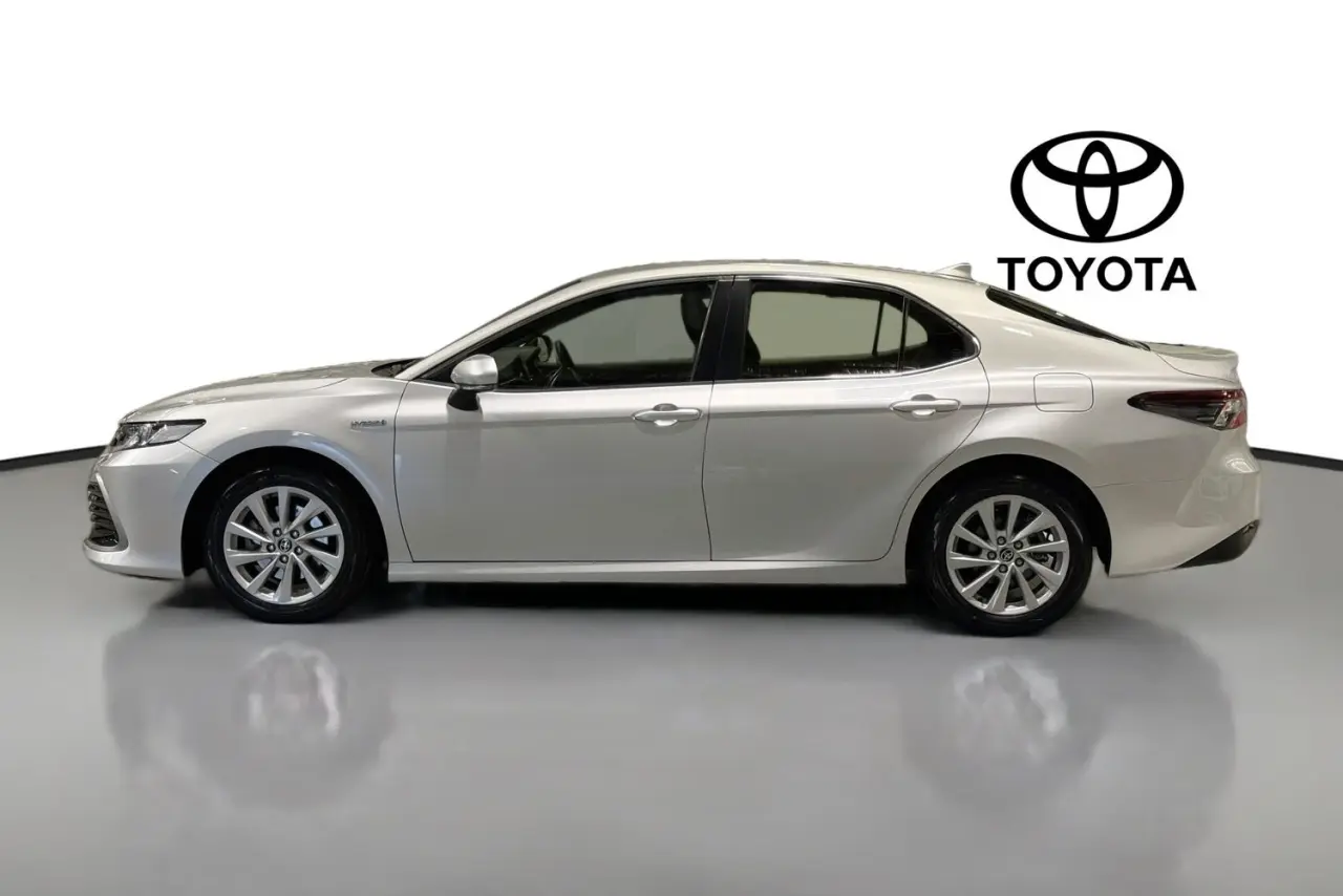 2022 Toyota Camry Gallery Image 5