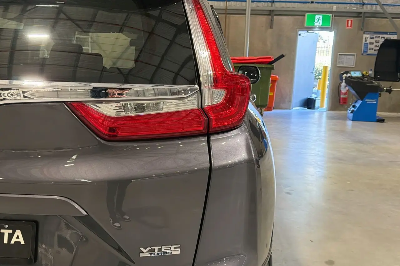 2019 Honda CR-V Gallery Image 9