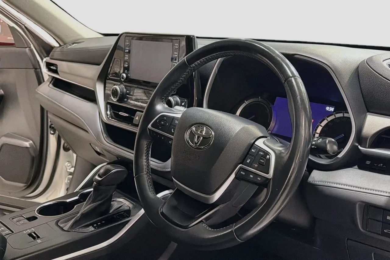2022 Toyota Kluger Gallery Image 14