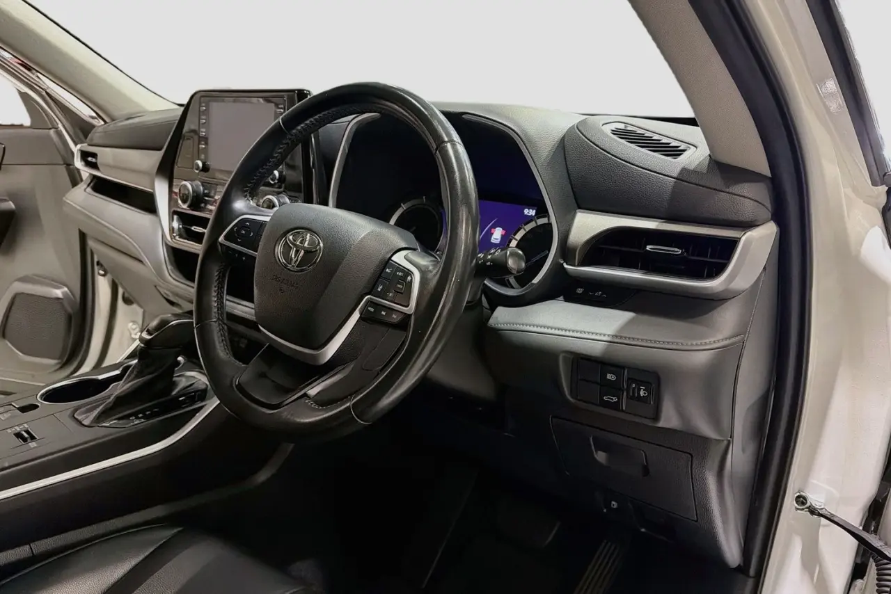 2022 Toyota Kluger Gallery Image 23