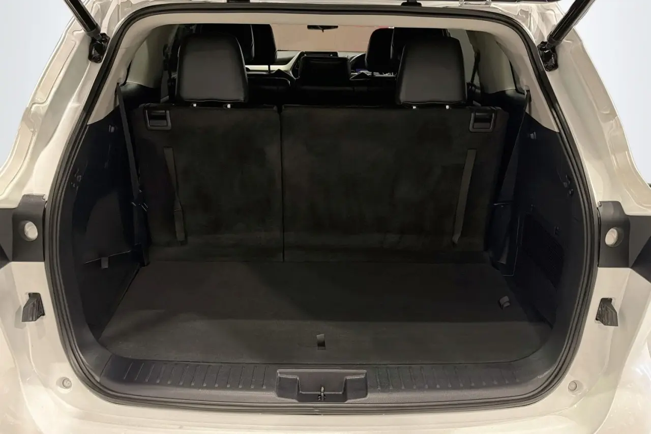 2022 Toyota Kluger Gallery Image 27