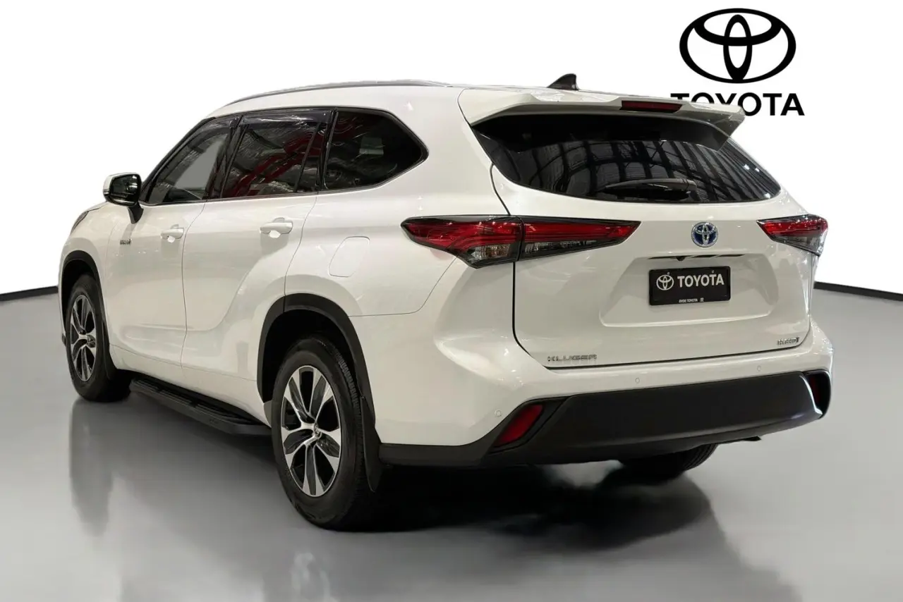2022 Toyota Kluger Gallery Image 6