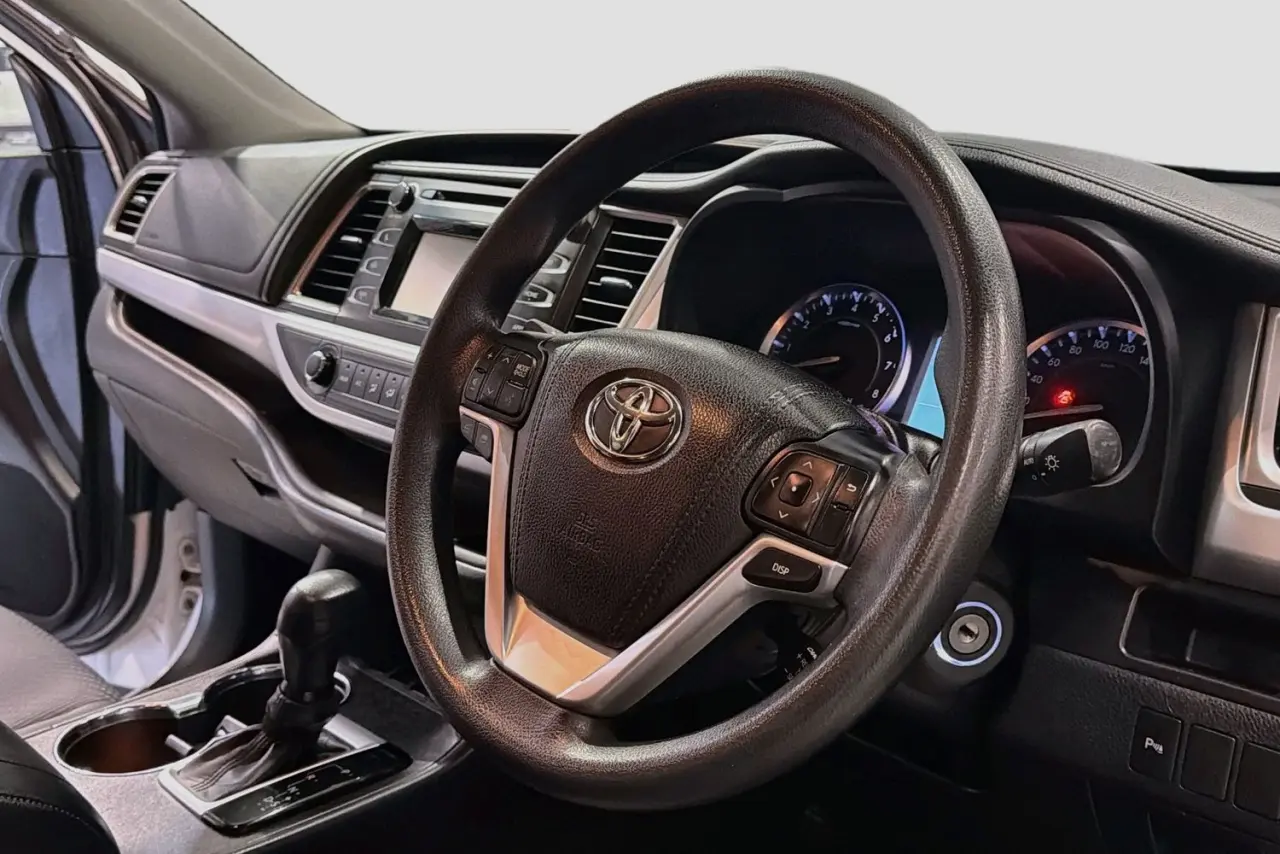 2016 Toyota Kluger Gallery Image 14