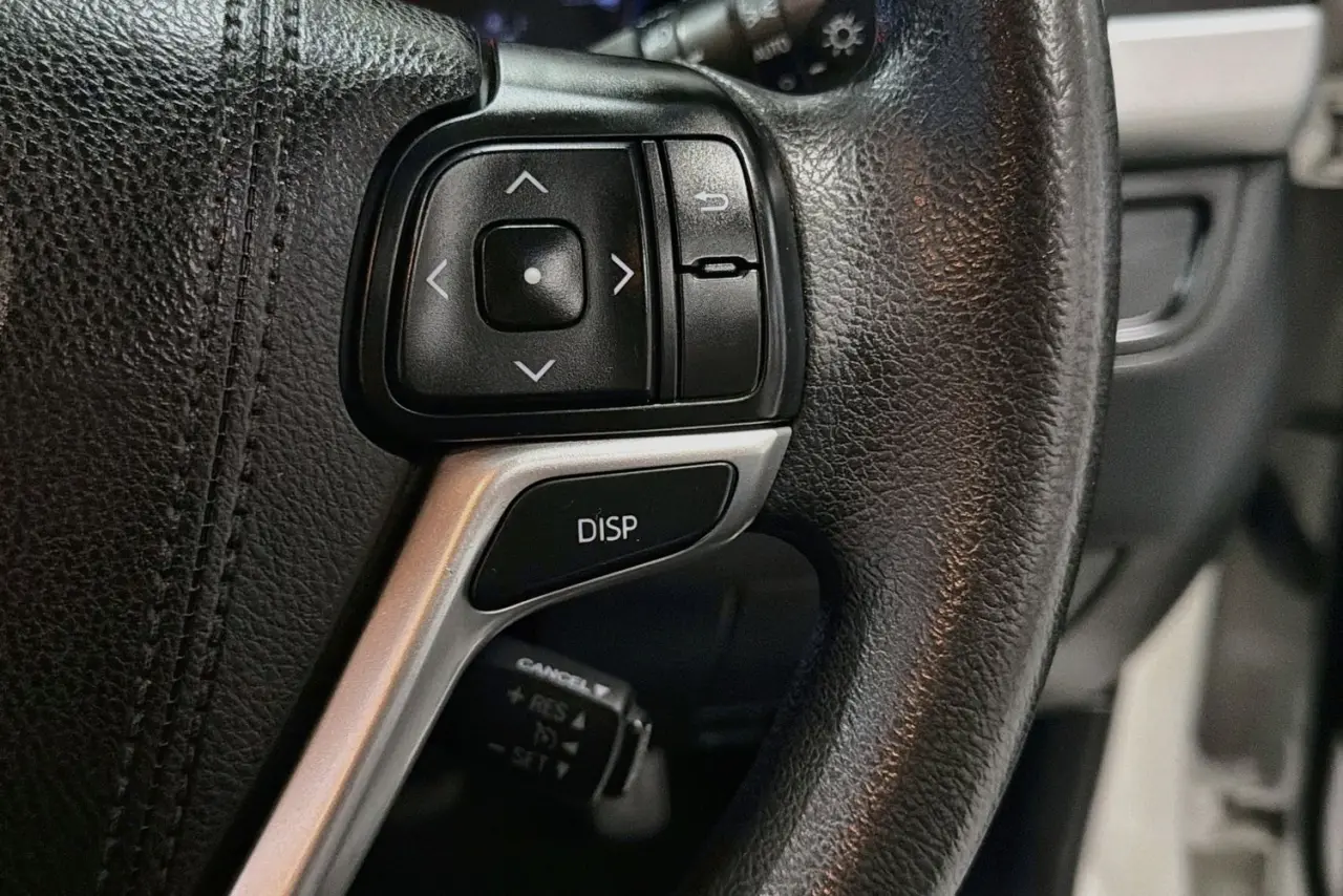 2016 Toyota Kluger Gallery Image 20