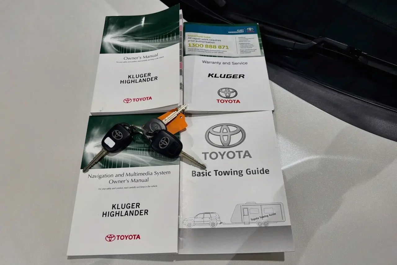 2016 Toyota Kluger Gallery Image 30