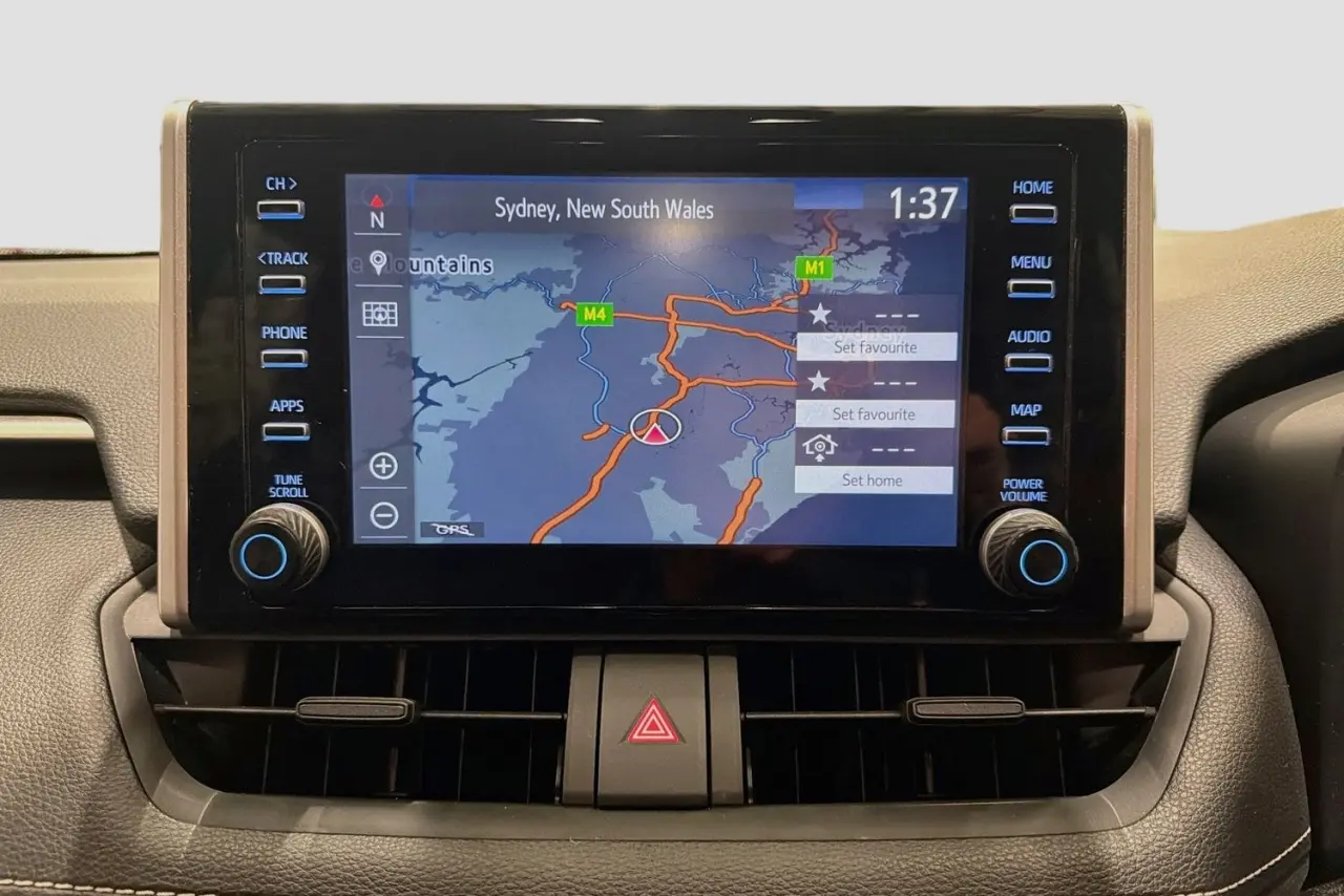 2022 Toyota RAV4 Gallery Image 17