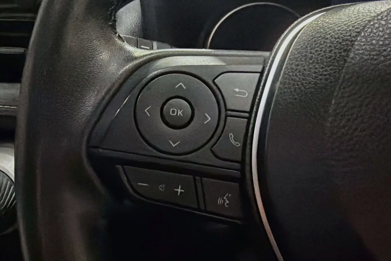 2022 Toyota RAV4 Gallery Image 19
