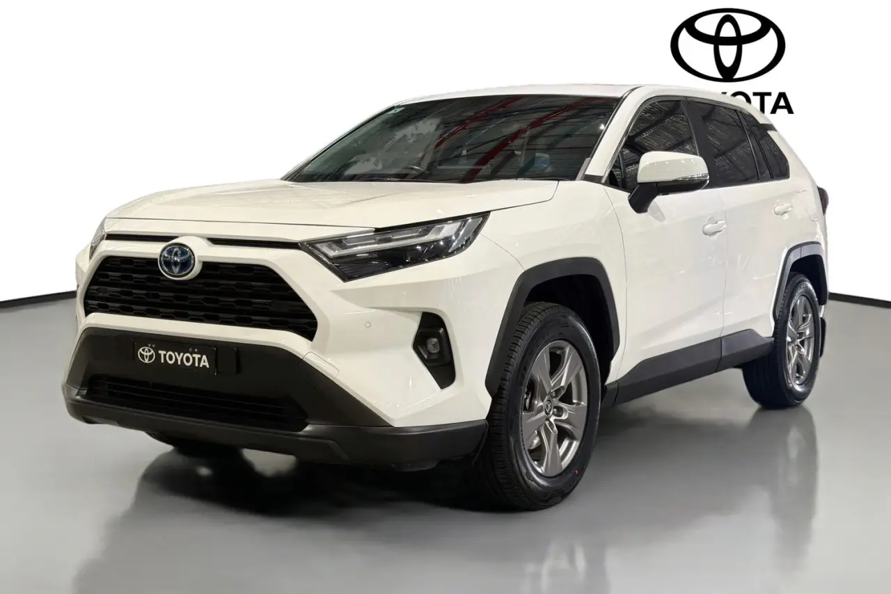 2022 Toyota RAV4 Gallery Image 4