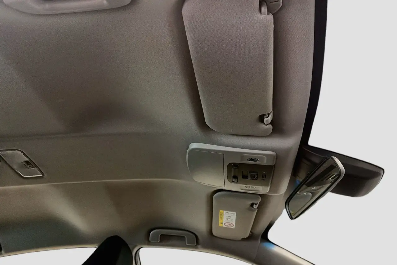 2021 Toyota Camry Gallery Image 12