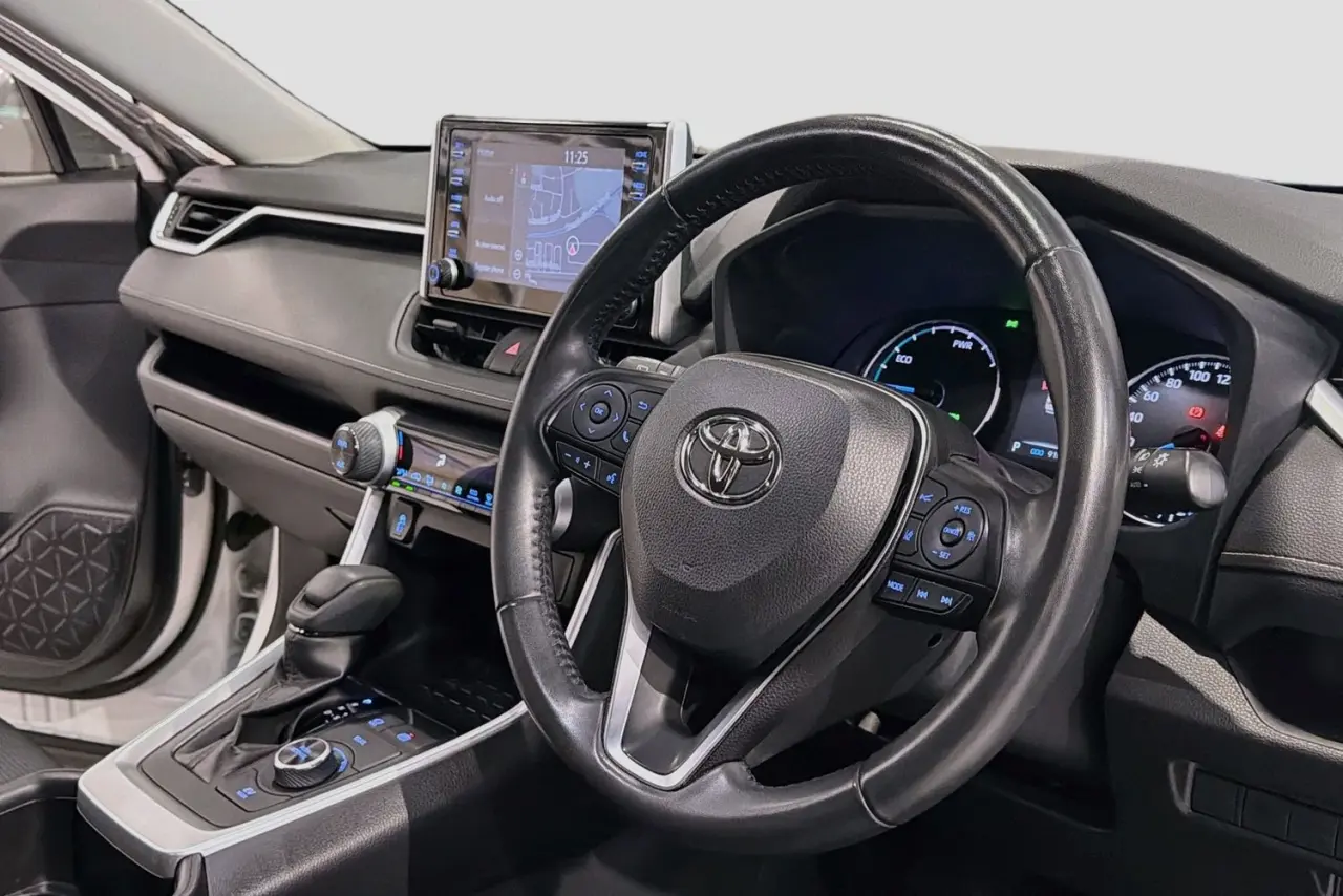 2022 Toyota RAV4 Gallery Image 14