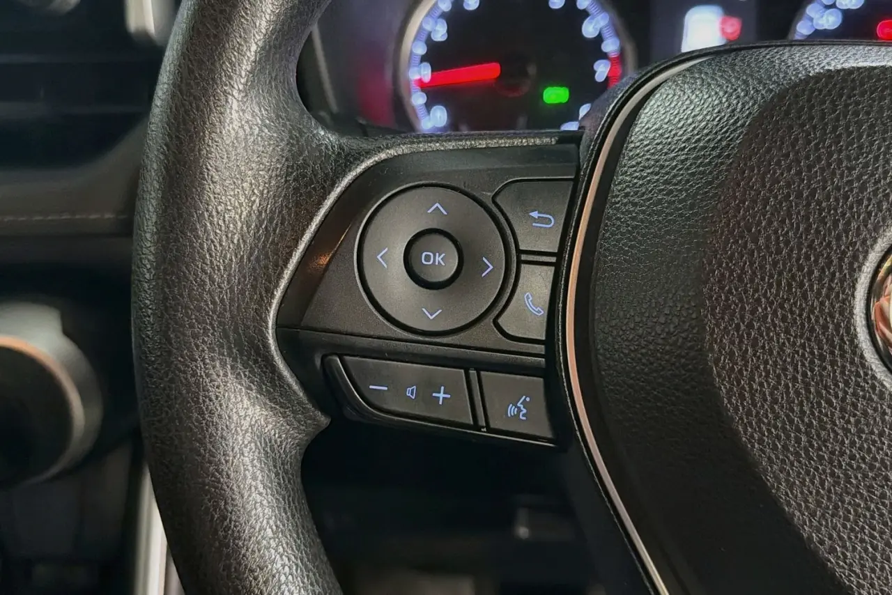 2020 Toyota RAV4 Gallery Image 19