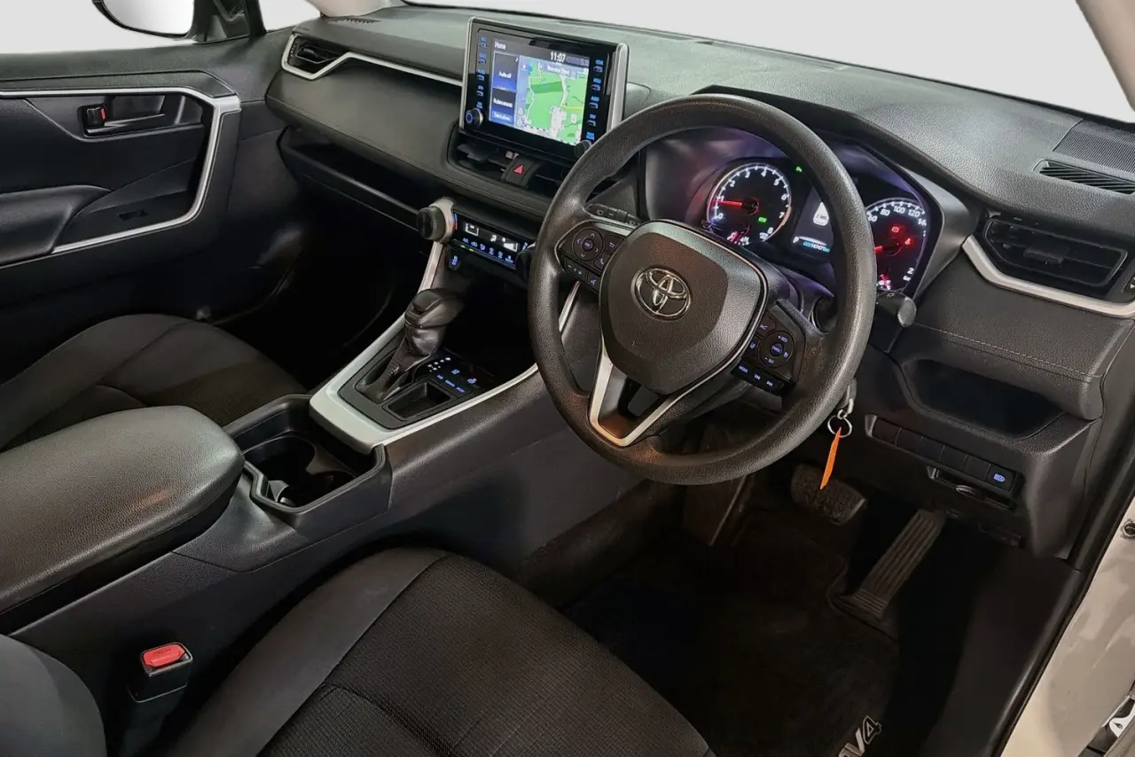 2020 Toyota RAV4 Gallery Image 23