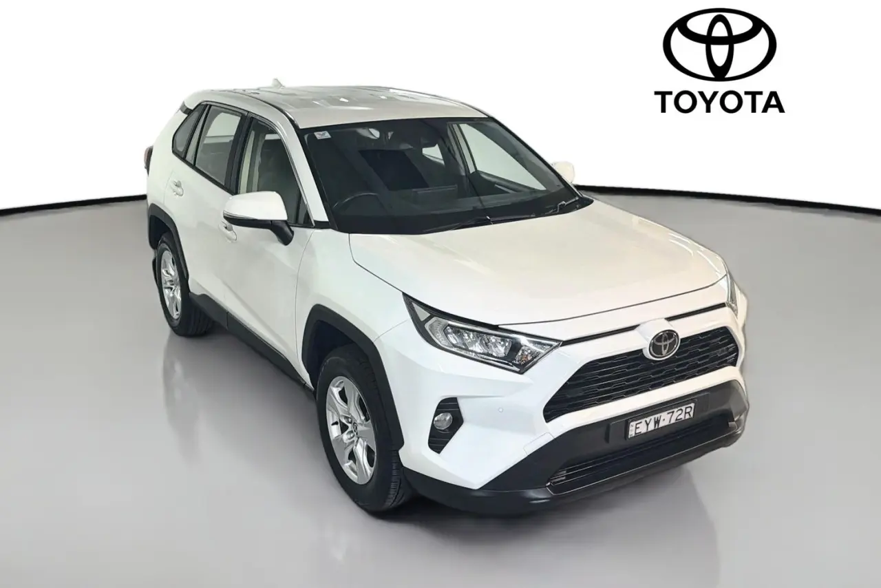 2020 Toyota RAV4 Gallery Image 31