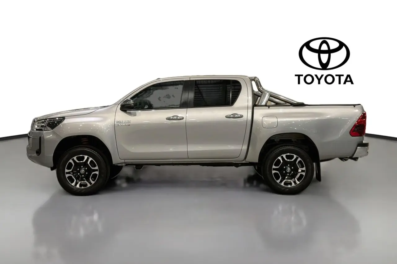 2021 Toyota Hilux Gallery Image 5