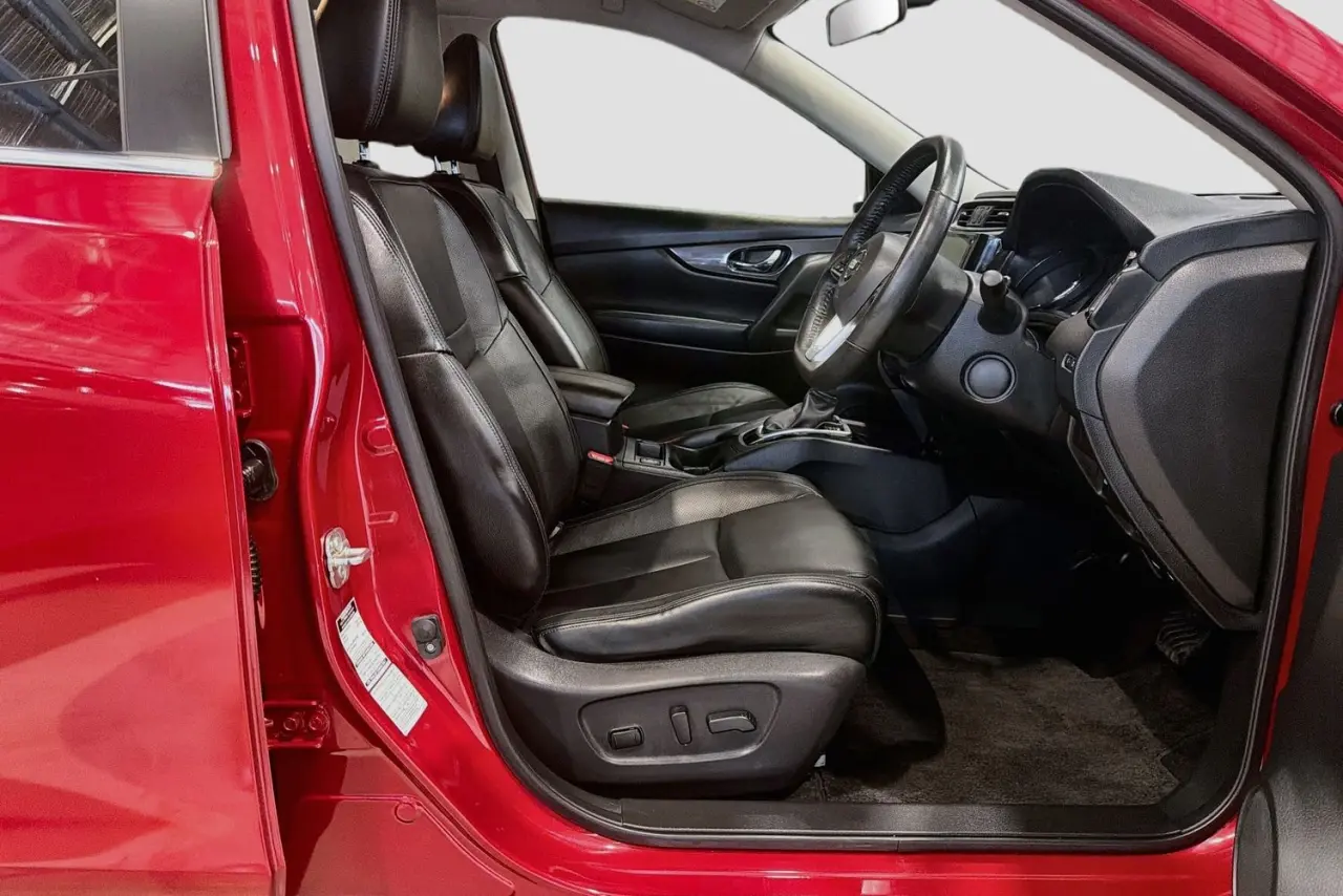 2018 Nissan X-TRAIL Gallery Image 13